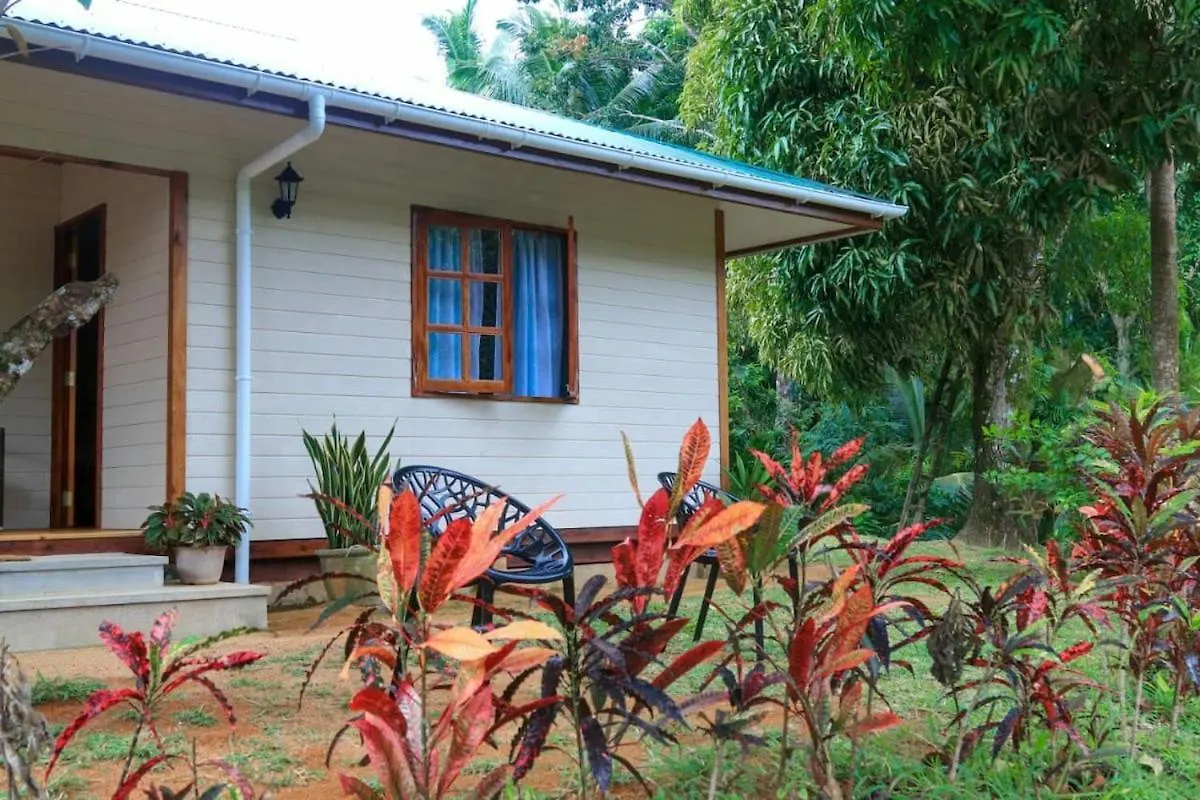 Tatil Evi Very Nice And Friendly Bungalow Takamaka