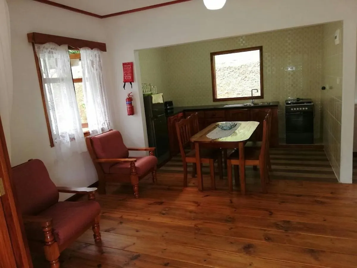 Very Nice And Friendly Bungalow Takamaka Tatil Evi